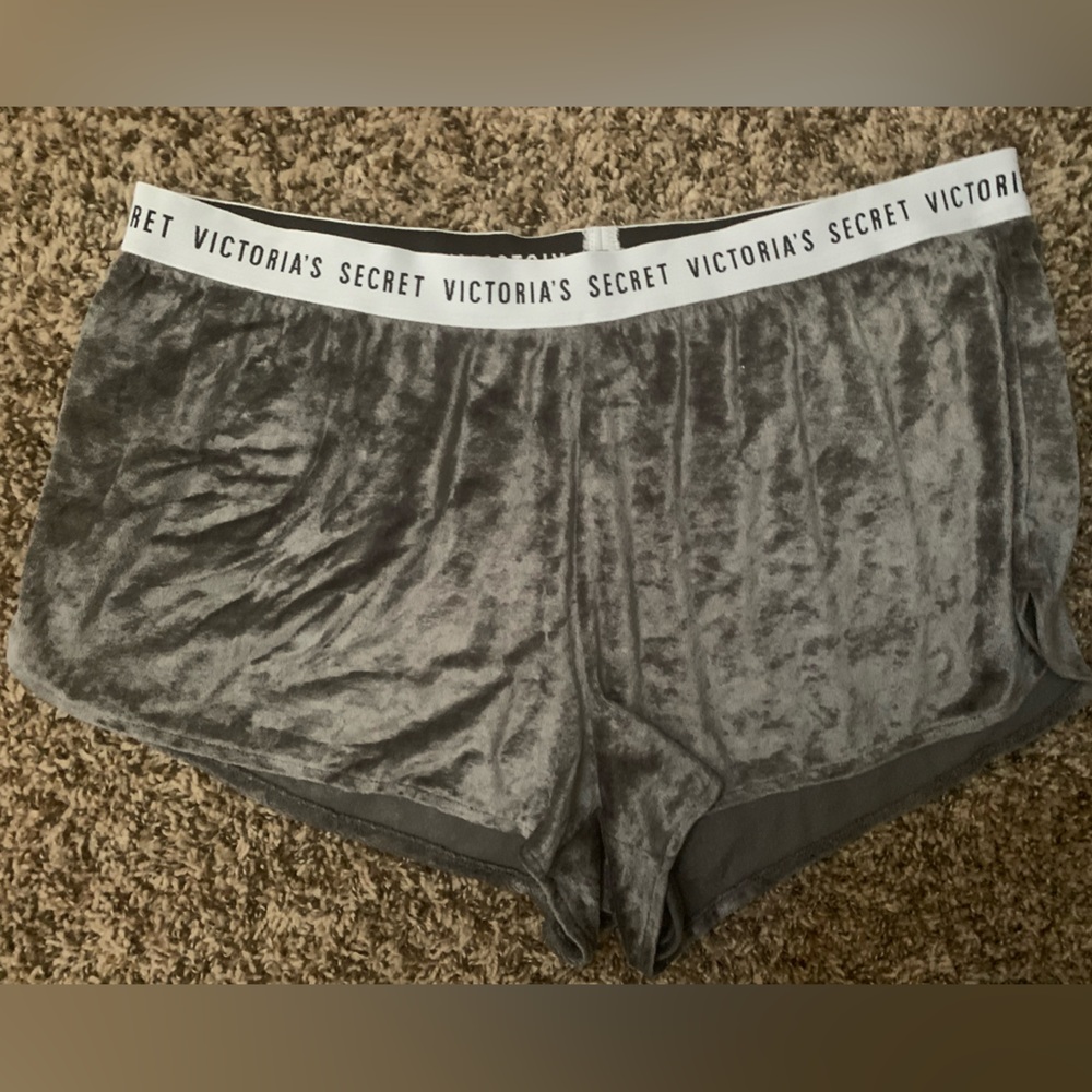 Victorias secret gray crushed velvet shorts